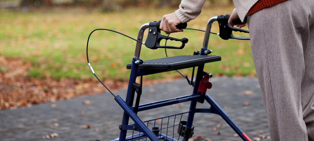 How Assistive Devices for Seniors Reduce the Risk of Falls